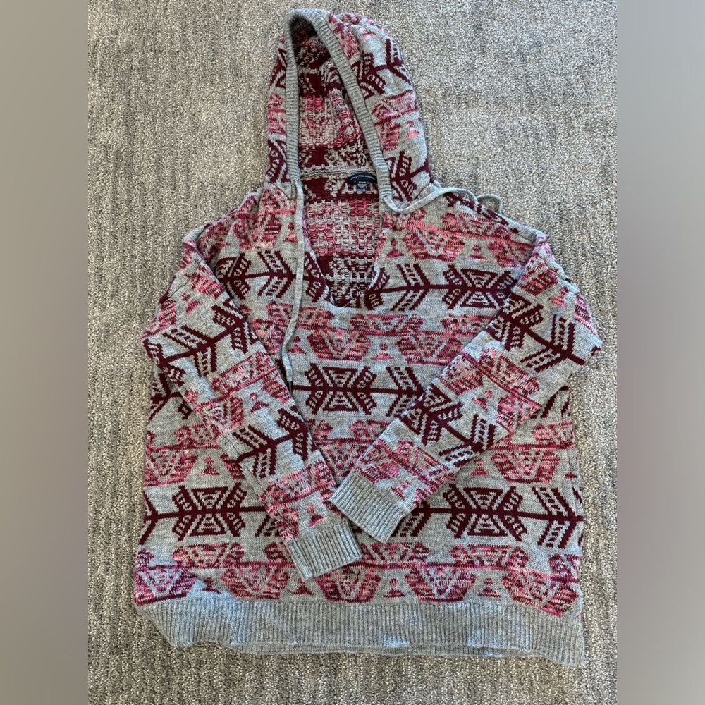American Eagle hooded sweater, size M